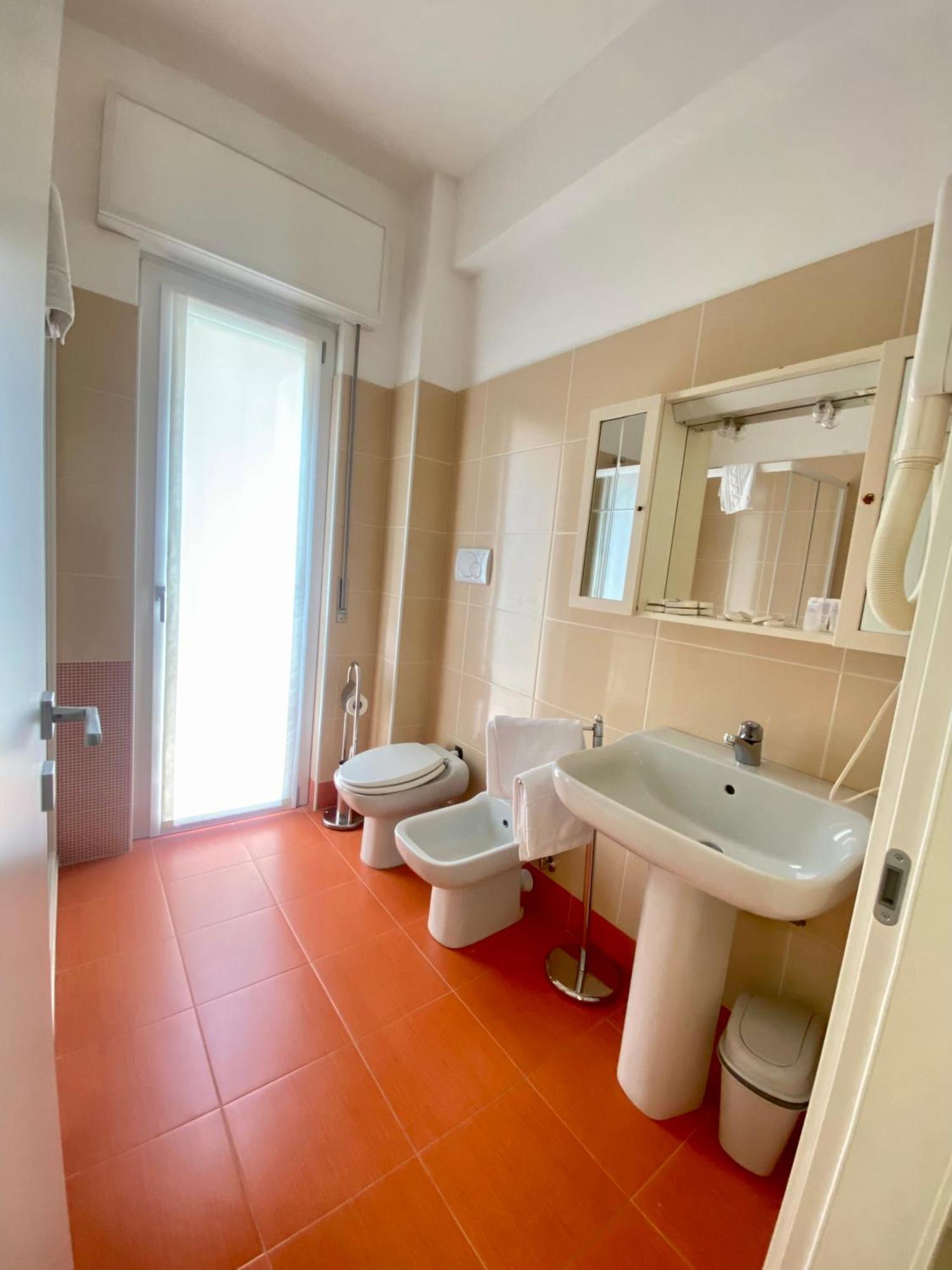Hotel Meeting Stresa Ngoại thất bức ảnh